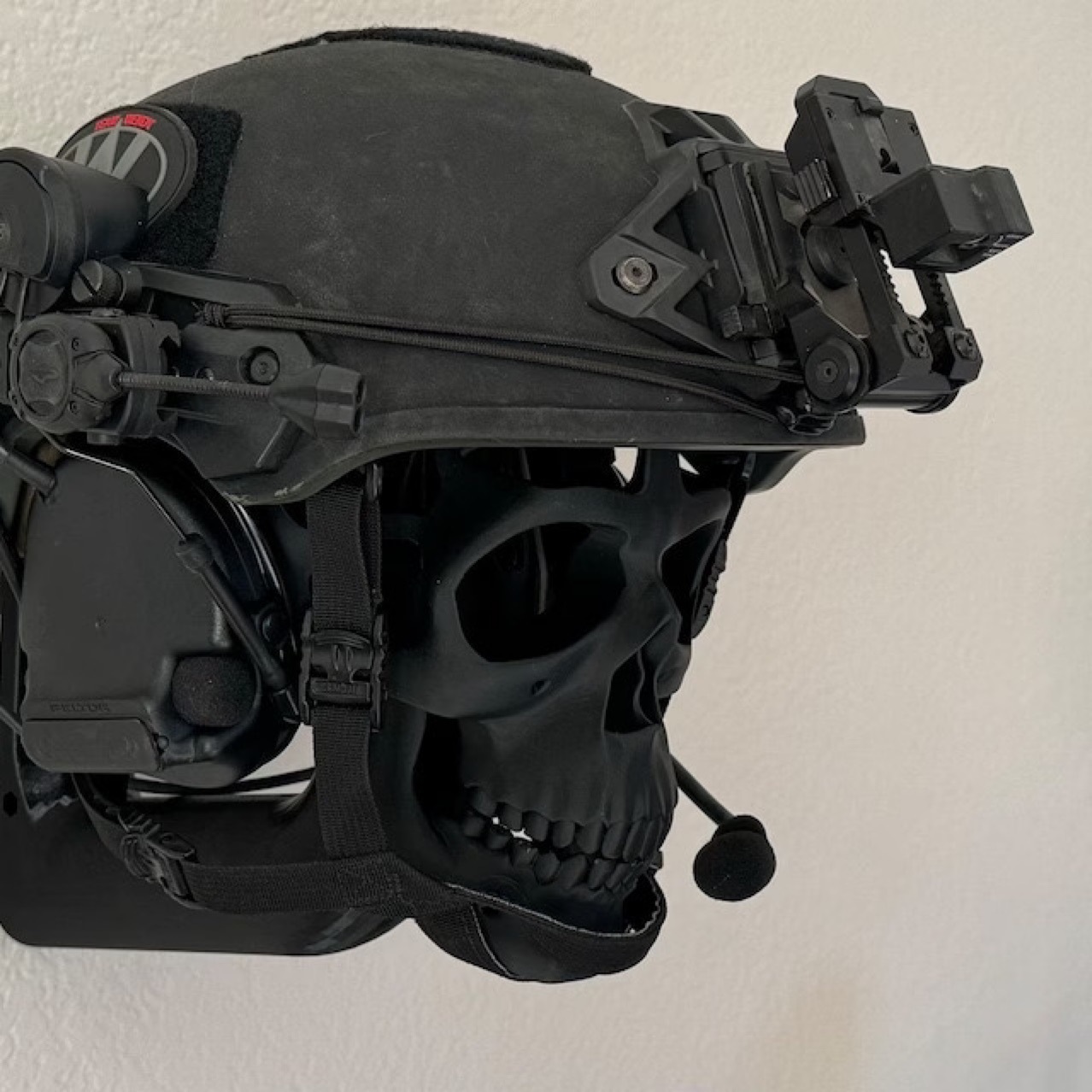 Transfronterizo nueva estación independiente 3D Skull Helmet Display Package
