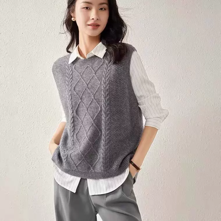 羊毛针织马甲背心女秋季新款外搭叠穿配衬衫坎肩圆领无袖毛衣马夹