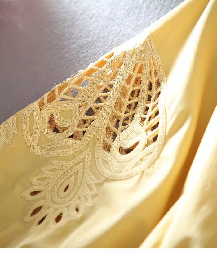 Áo sơ mi nữ cổ chữ V cotton tay lửng thiết kế khoét lỗ thanh lịch — Màu xanh lam nhạt chi tiết 9