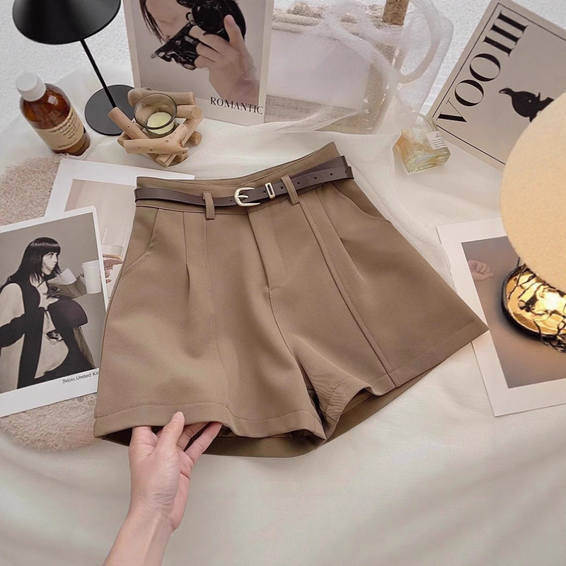 Casual Shorts for Women, 2026 Spring New Style, Korean Version, Ins Hong Kong Style, Retro, Simple, High-Waisted, A-Line, Wide-Leg Pants for Outerwear