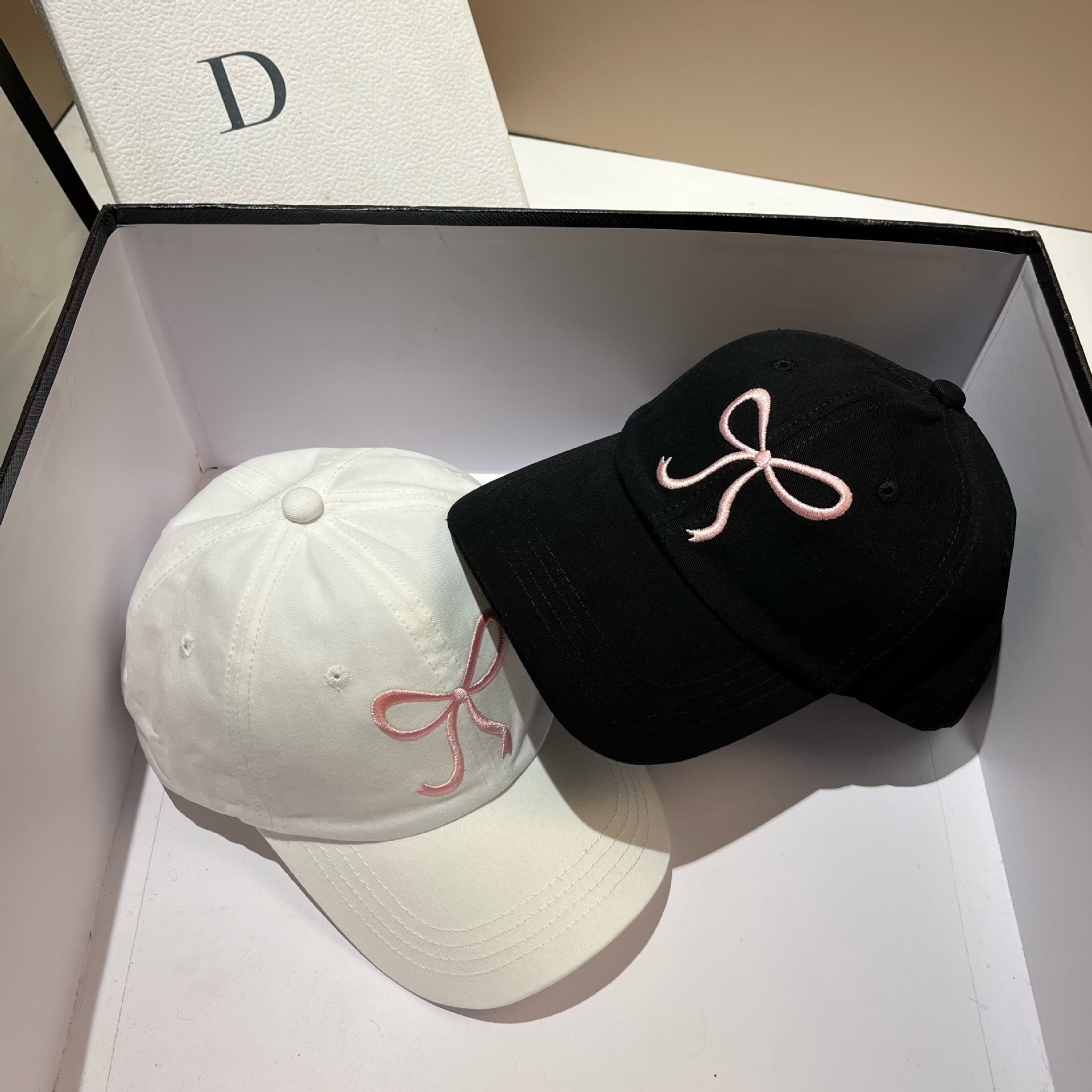 Κορεάτικο καπέλο μπέιζμπολ σε στυλ αστεριού, φρέσκο, γλυκό κεντημένο φιόγκο με ράμφος πάπιας, νέο αθλητικό καπέλο για την άνοιξη και το καλοκαίρι_voghion.com