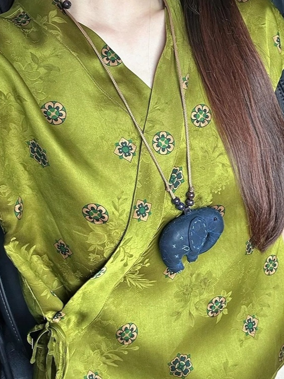 新しい中国風のハイエンドグレーブルー蘭トップ女性のための 2025 夏の新しいライト高級ニッチエレガントなベスト|undefined