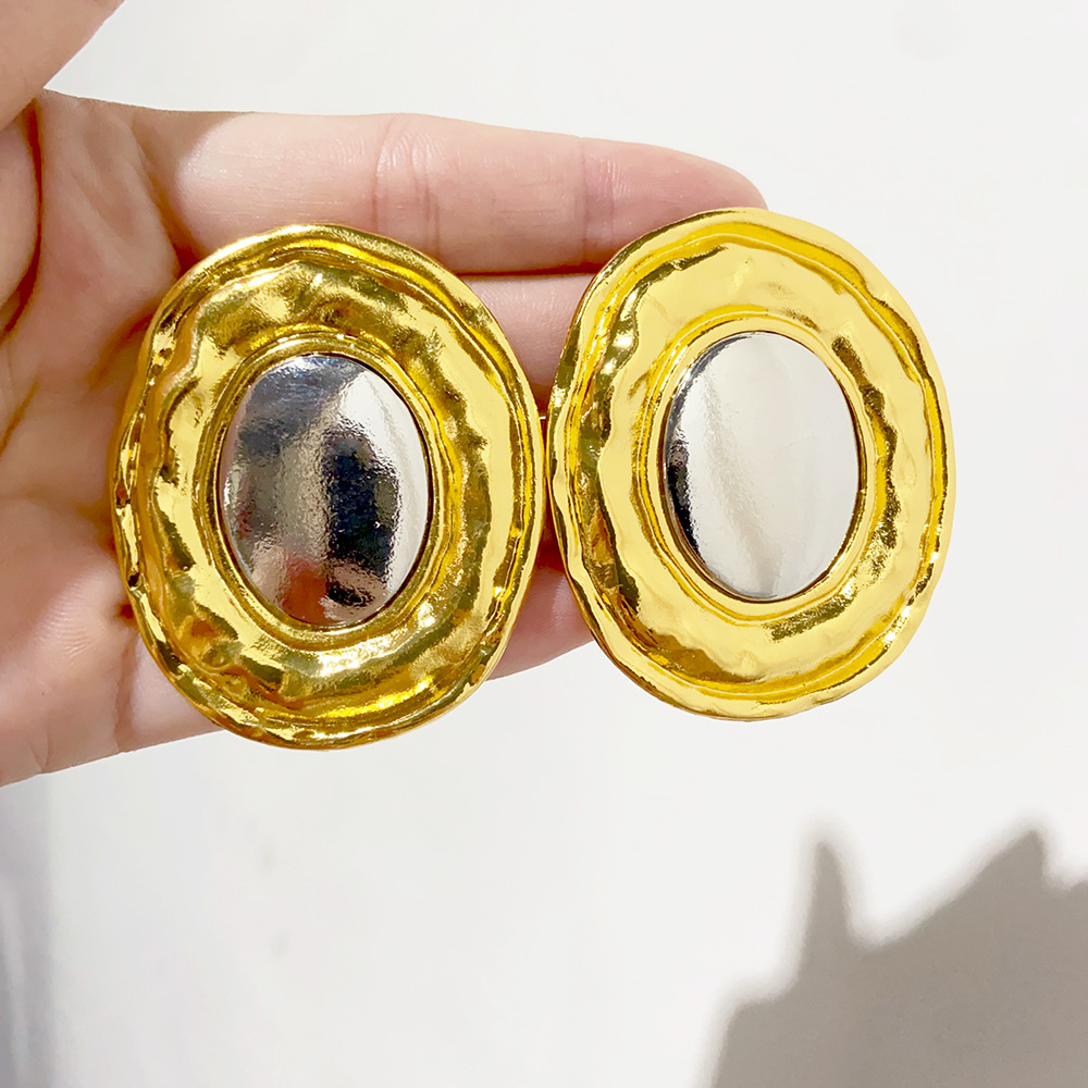 1 Please add the products display picture 3