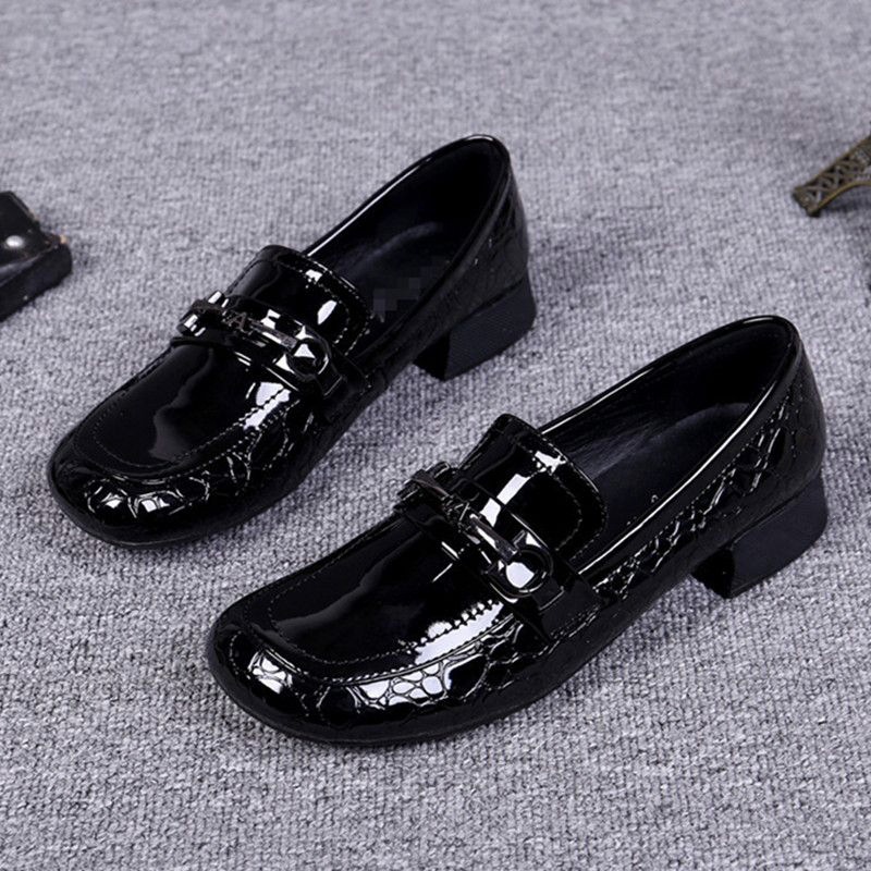 Vintage estilo francés cabeza redonda superficial zapatos de una sola primavera 2026 nuevos zapatos de cuero con suela gruesa zapatos de viaje Lefour para mujeres