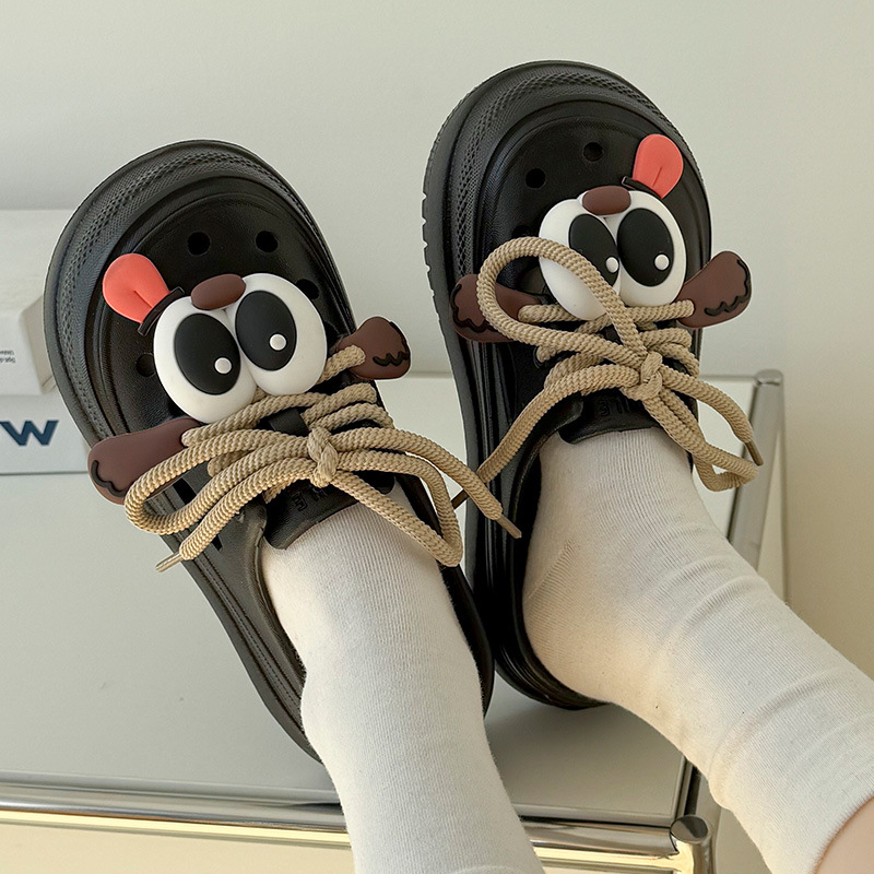 Zapatos antideslizantes con agujeros, zapatillas de moda lindas de dibujos animados para mujer, estudiantes, enfermeras, zapatillas de playa de verano suaves y resistentes al desgaste