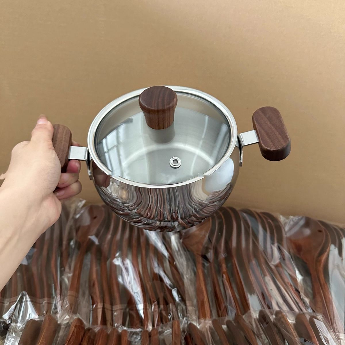 316 Stainless Steel Walnut Wood Milk Pot Baby Non-Coated Complementary Food Soup Pot Induction Cooker Instant Noodle Pot Food Grade