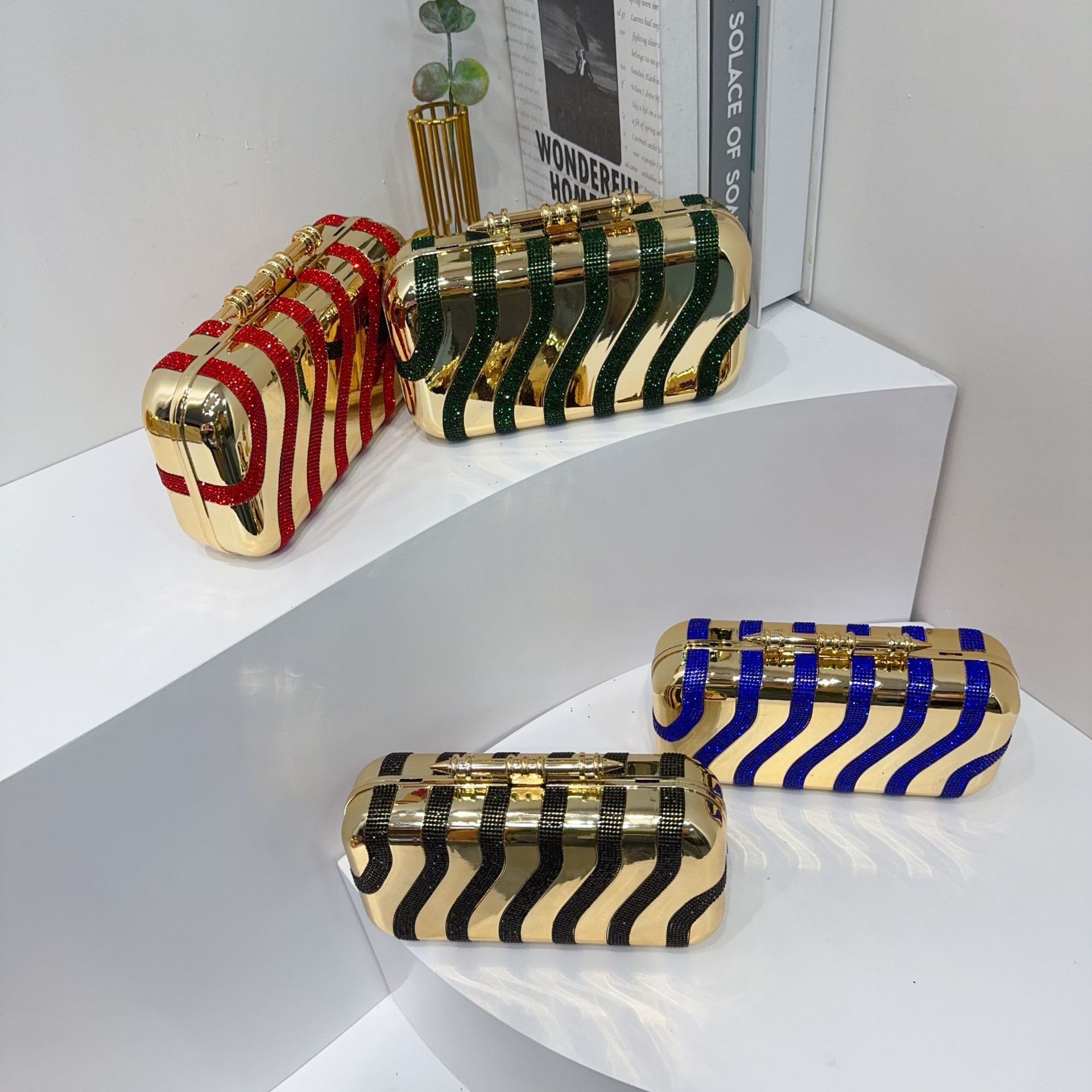 Bolsa de cena a rayas transfronterizas de diamantes acrílicos bolsas de cena de moda de sequillas cheongsam vestido bolsas de mano