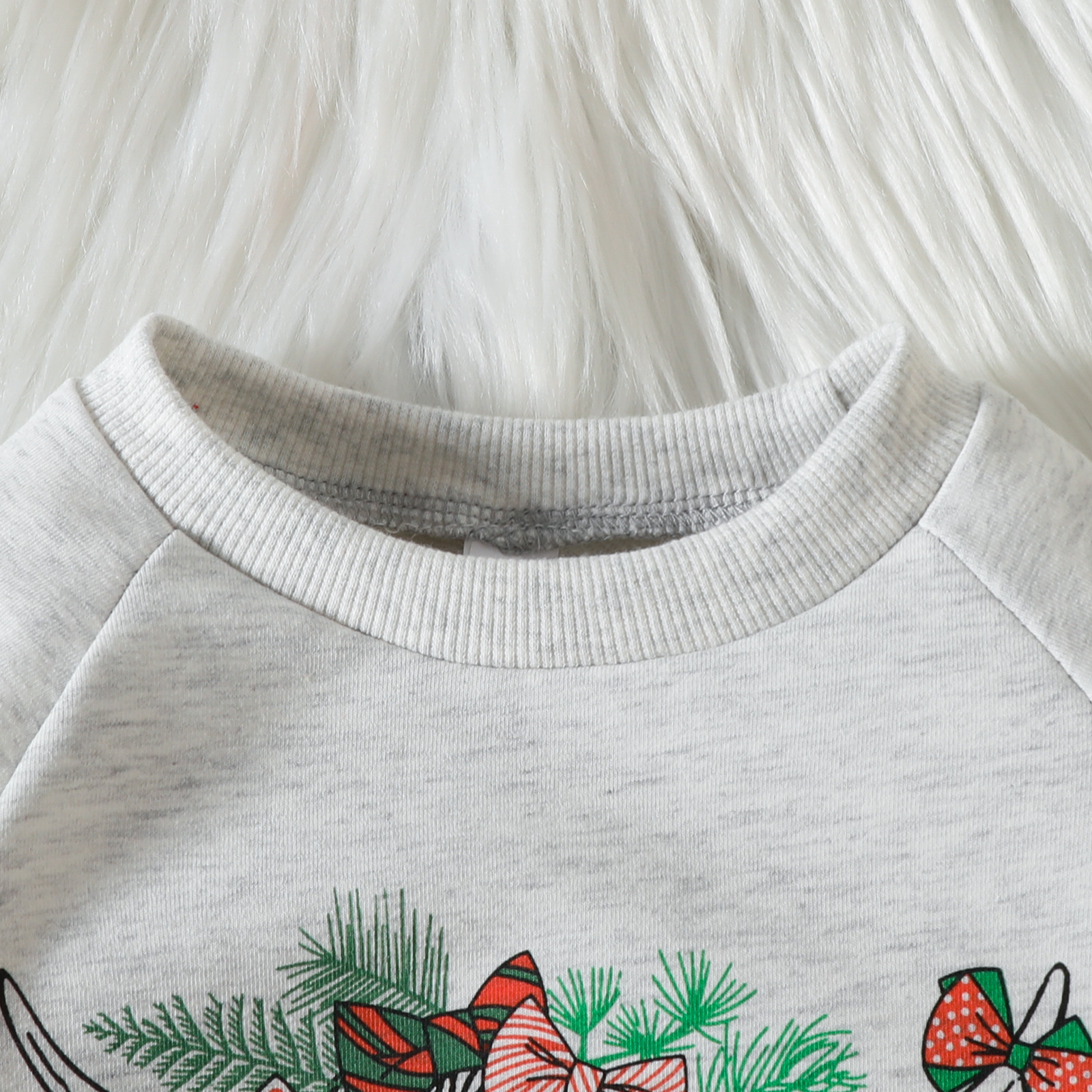 Sweater Image 3
