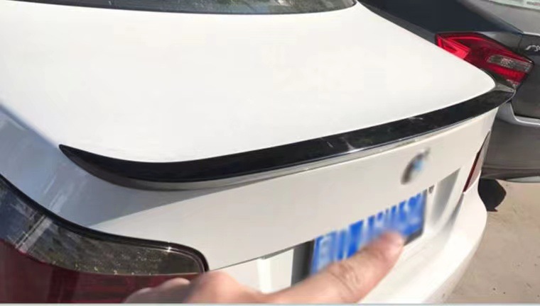 E60 Upgrade to | 迪卡欣 Big Surrounded - unpainted-gloss-black-spoiler