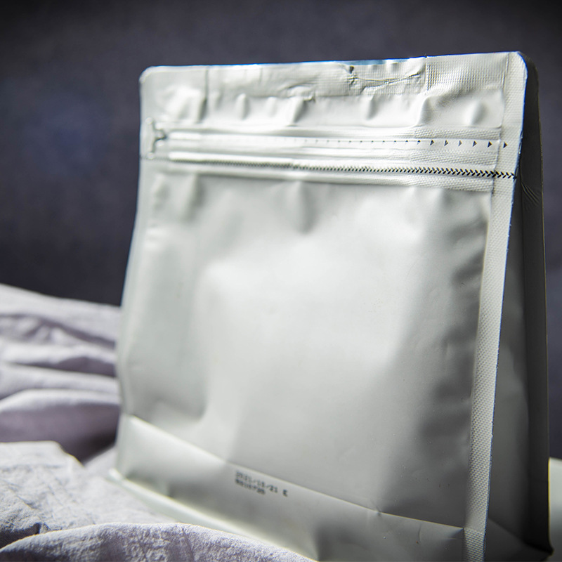 中深烘焙纯冻干速溶咖啡云南小粒直供批发200g/袋装云南产地直供