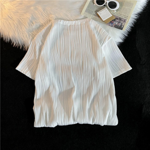 Trendy Brand Short-Sleeve T-Shirt for Men, Summer Fit Style with High-End Wave Pattern—Instagram-Worthy, Korean-Style Striped Half-Sleeve