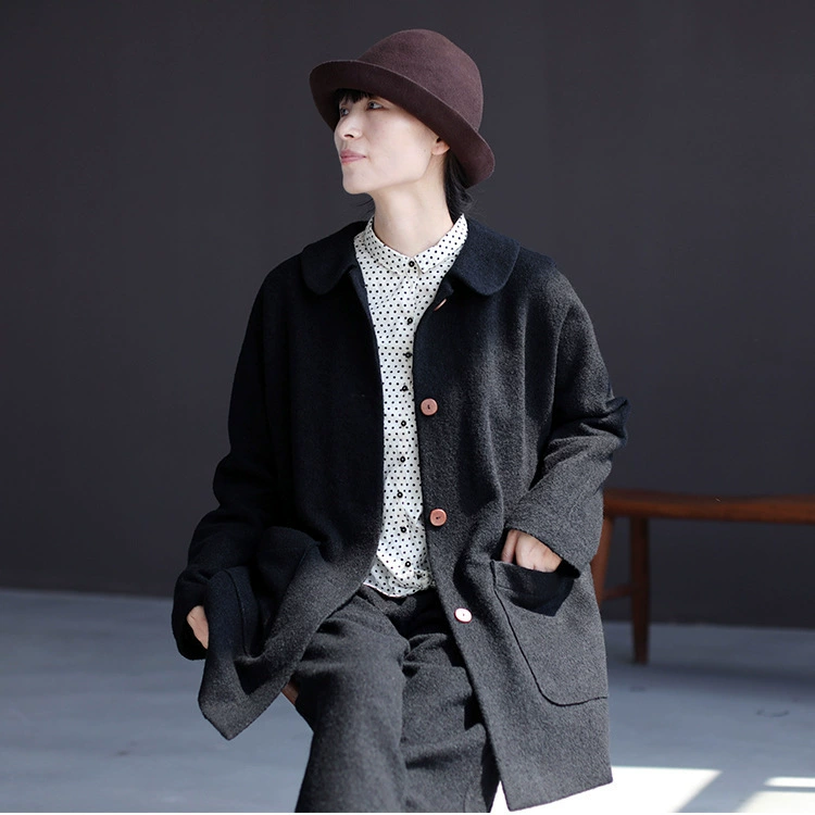 Winter black woolen keep warm coat, jacket, 2020