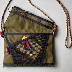 鼠 25新品! 男女款户外运动 城市休闲斜挎背包骑行包!