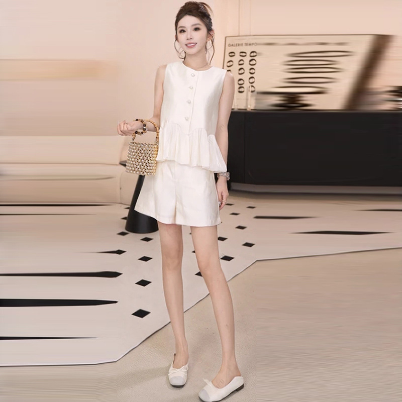Xiaoxiangfeng ファッションスーツ女性のための 2025 夏の新しいスタイルスリムスプライシング半袖トップワイドレッグパンツ 2 点セット|undefined