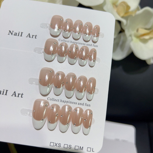 【White Moonlight】Hailey classic French princess temperament, whitening pure desire peak simple handmade wear beauty nails