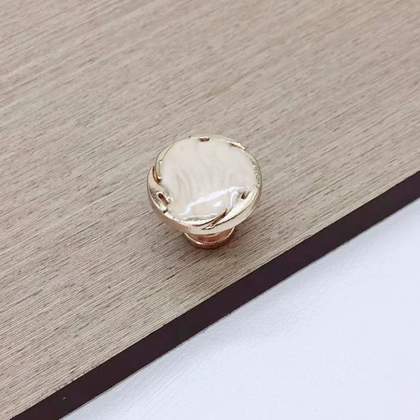J3044 Amber White