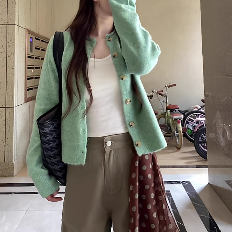 2025新款早秋季绿色软糯针织衫上衣女韩系宽松慵懒风毛衣开衫外套|undefined