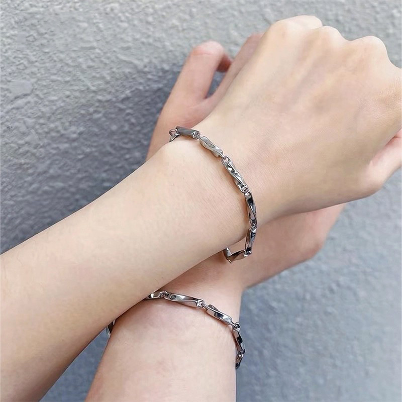 Mobius ring armband van titaniumstaal voor dames en heren_voghion.com