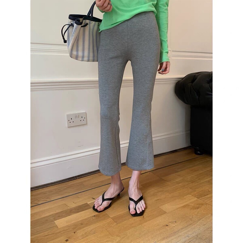 【8.11/10:00AM New Products Available for Early Purchase】Mona Zhang Qixian Relaxed Everyday Knit Flared Pants 【8.11/10:00AM New Products Available for Early Purchase】Mona Zhang Qixian Relaxed Everyday Knit Flared Pants