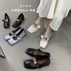 浅口単靴女早春2025新型フランス晩風一字帯内にメアリー珍靴女ミルク靴が高くなった