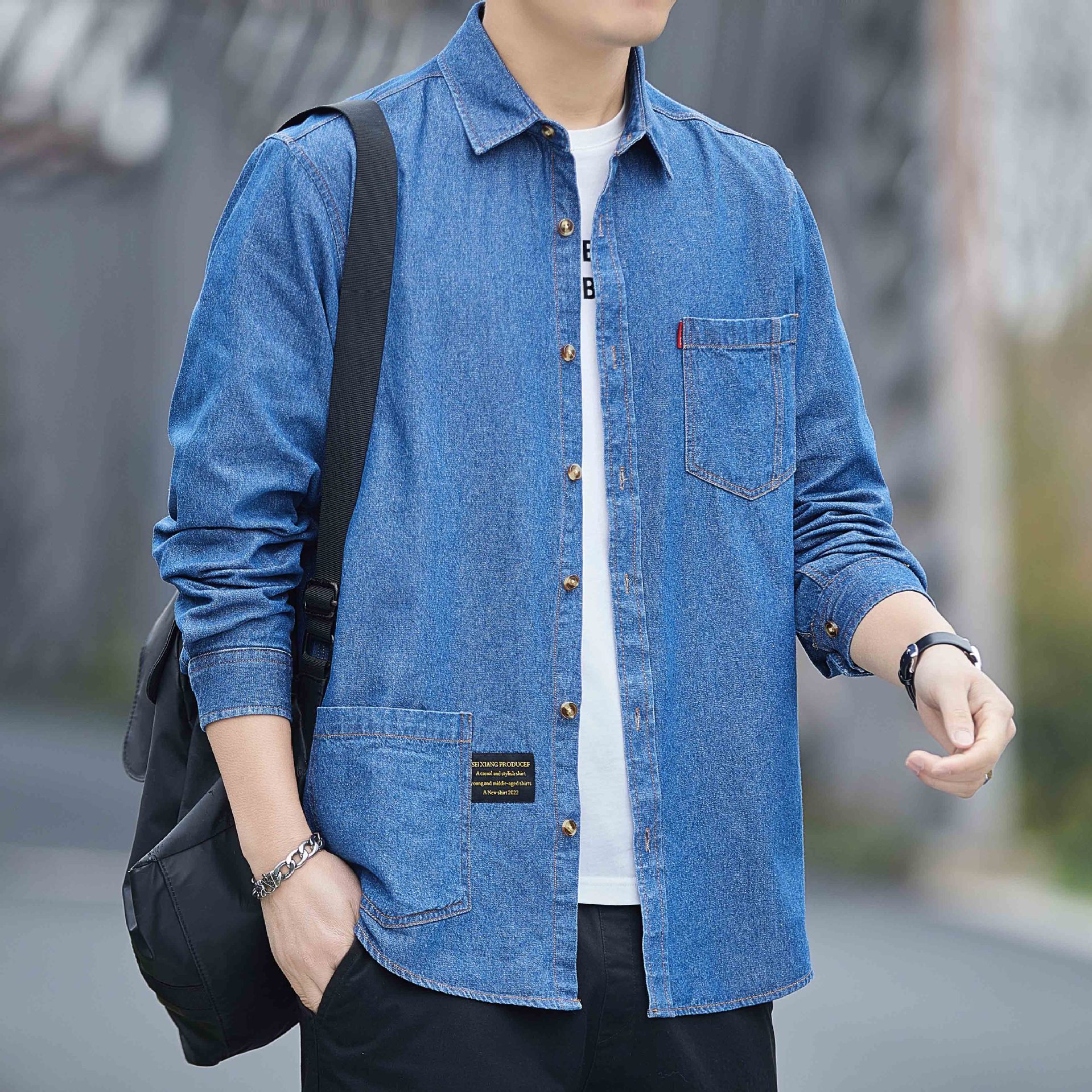 Frühling und Herbst: Neue, lässige Herrenhemdjacke aus reiner Baumwolle im Hongkong-Stil mit langen Ärmeln und Denim-Oberteilen._voghion.com