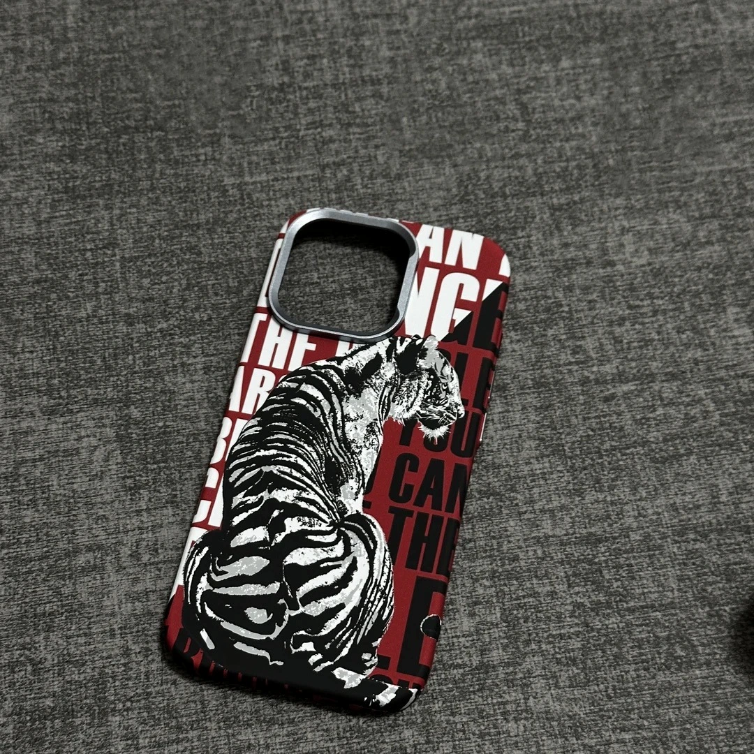 Чехол для телефона (Apple) iPhone 16 / 16 Pro / 16 Pro Max, магнитное покрытие из кевлара, защита от падения