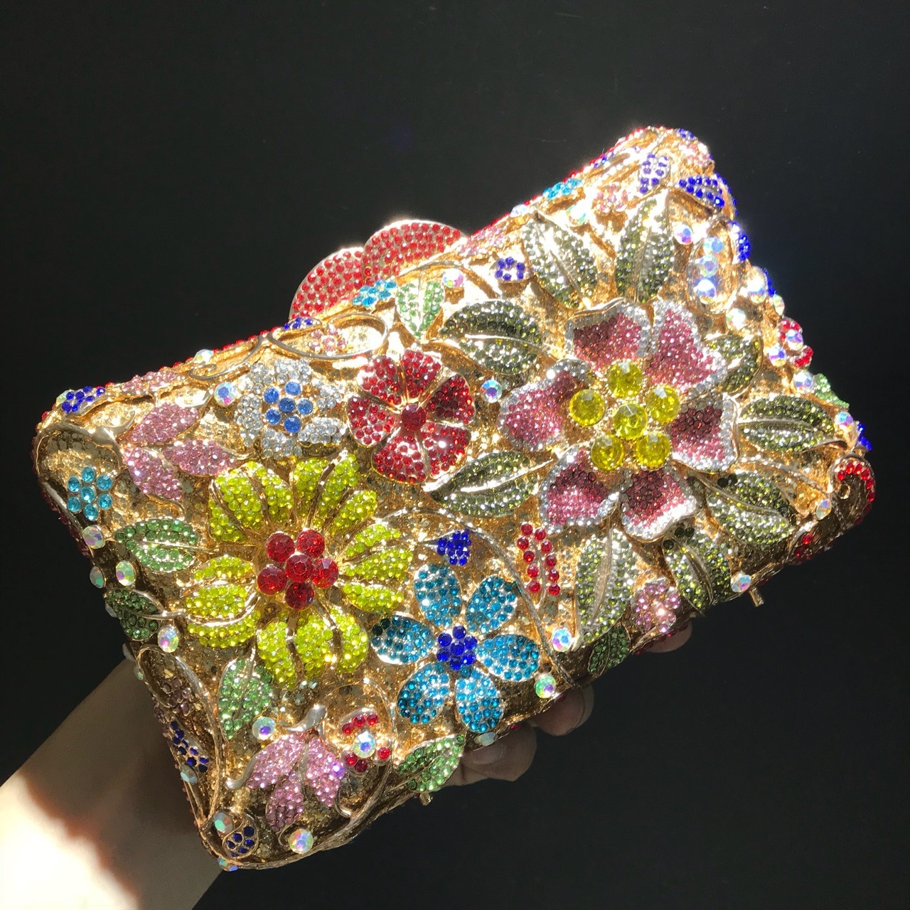 Nuevo paquete de cena de diamantes de flores, bolsas de mano de diamantes para celebridades europeas y estadounidenses, bolsas de vestido de oro, embrague de diamantes