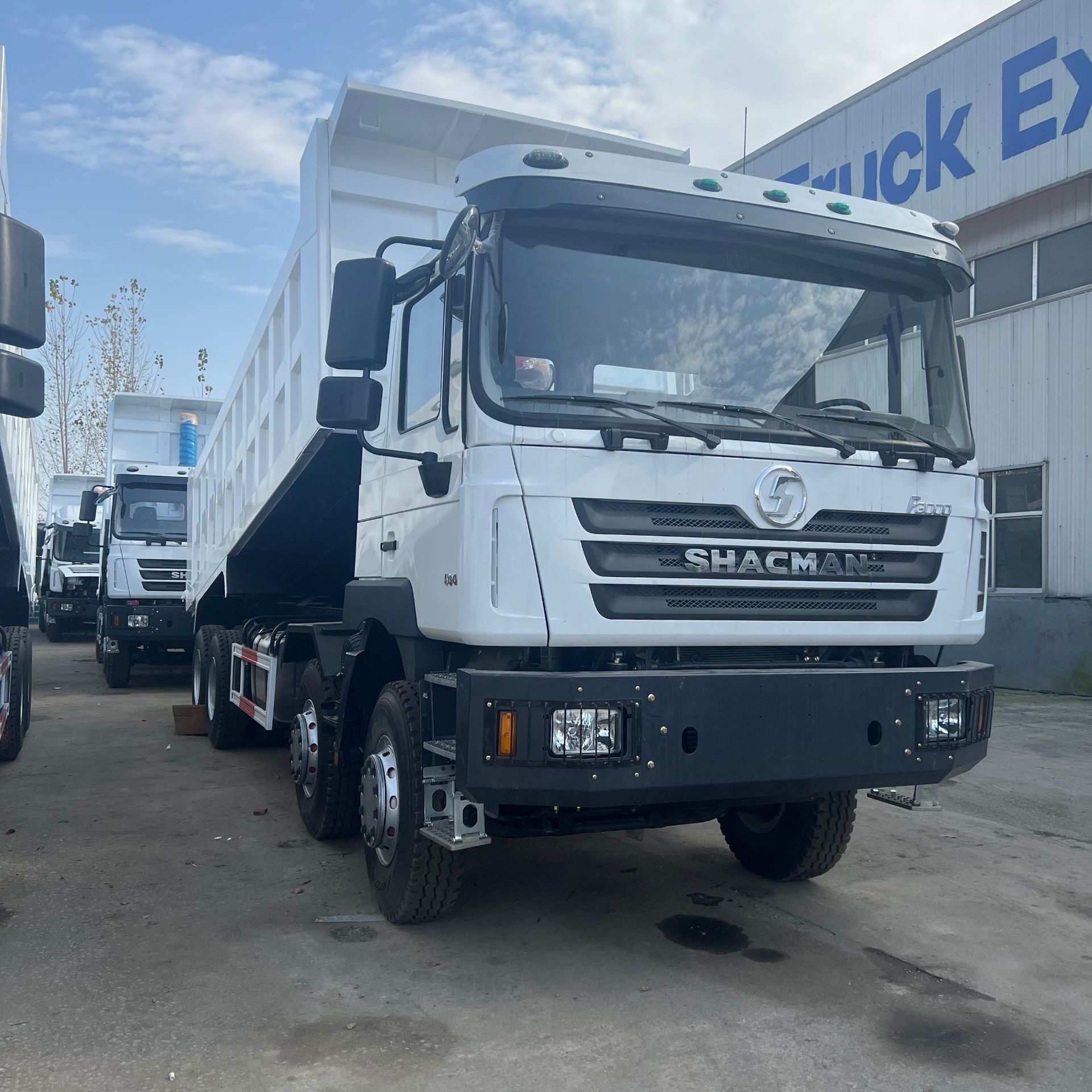 Exporting to Central Asia and Africa: Shaanxi Automobile Heavy Truck Dump Truck Delong H3000 Tipper Truck F3000 Mining Transport Dump Truck