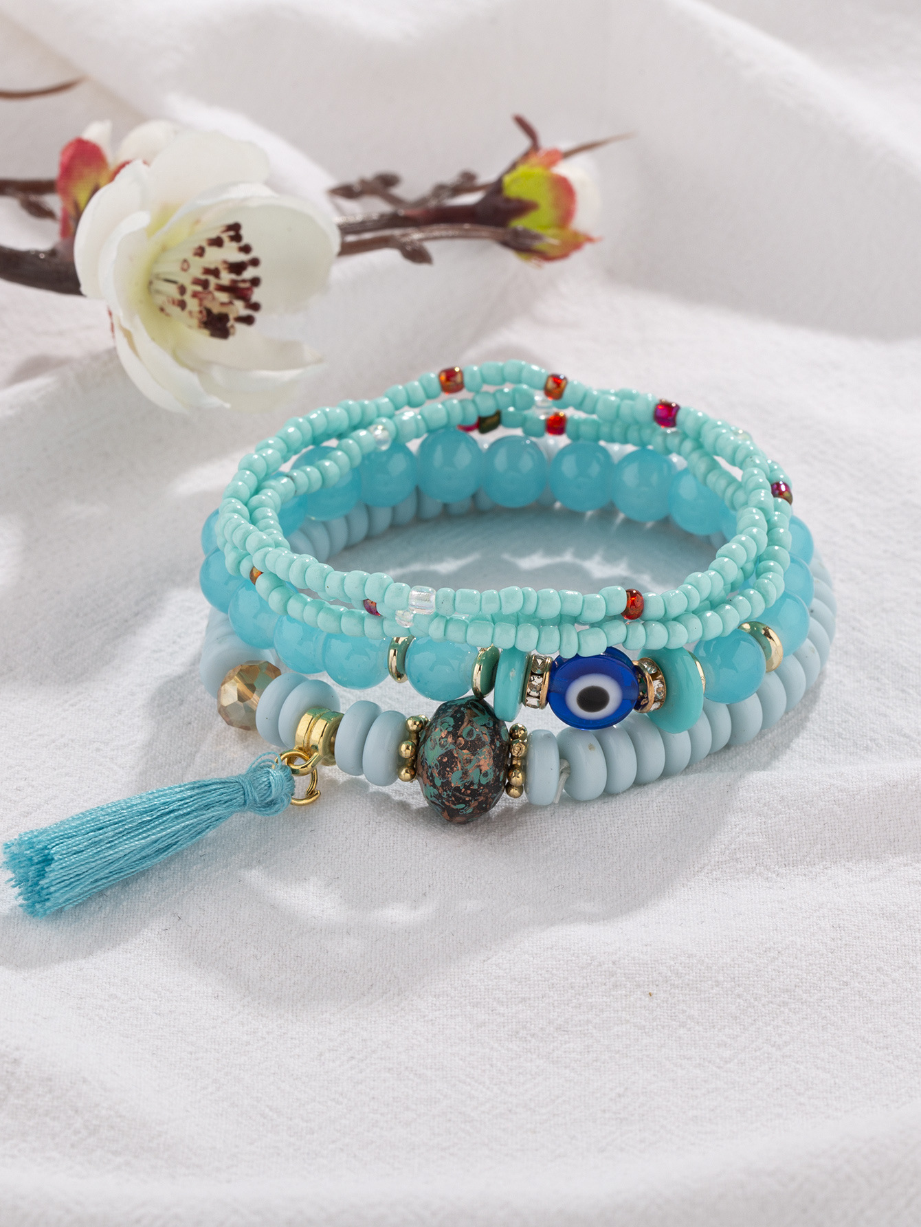 45g Weight Bracelets Classification 1 Set Quantity Casual, Daily, Party Occasion Imitation Pearl, Alloy Material Leaves, Flower Pattern Unisex Gender Beaded, Plating Design Retro Style Retro Leaves Flower Arylic Imitation Pearl Alloy Beaded Bracelets Wholesale 4