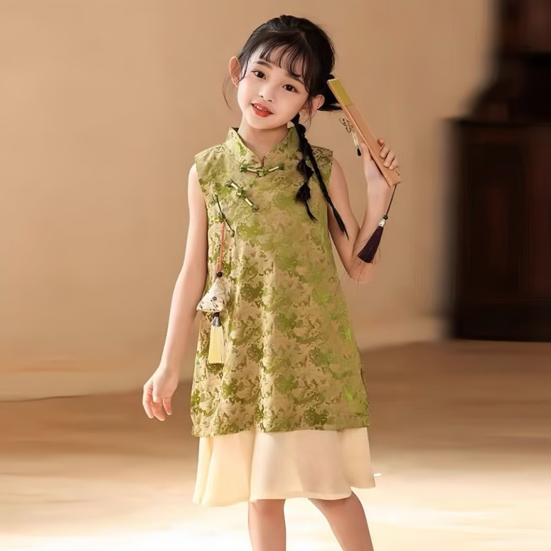 女の子の新しい中国風の古代スタイルのチャイナドレス 2025 夏服子供の偽ツーピースベスト漢服スカートと香りの袋|undefined