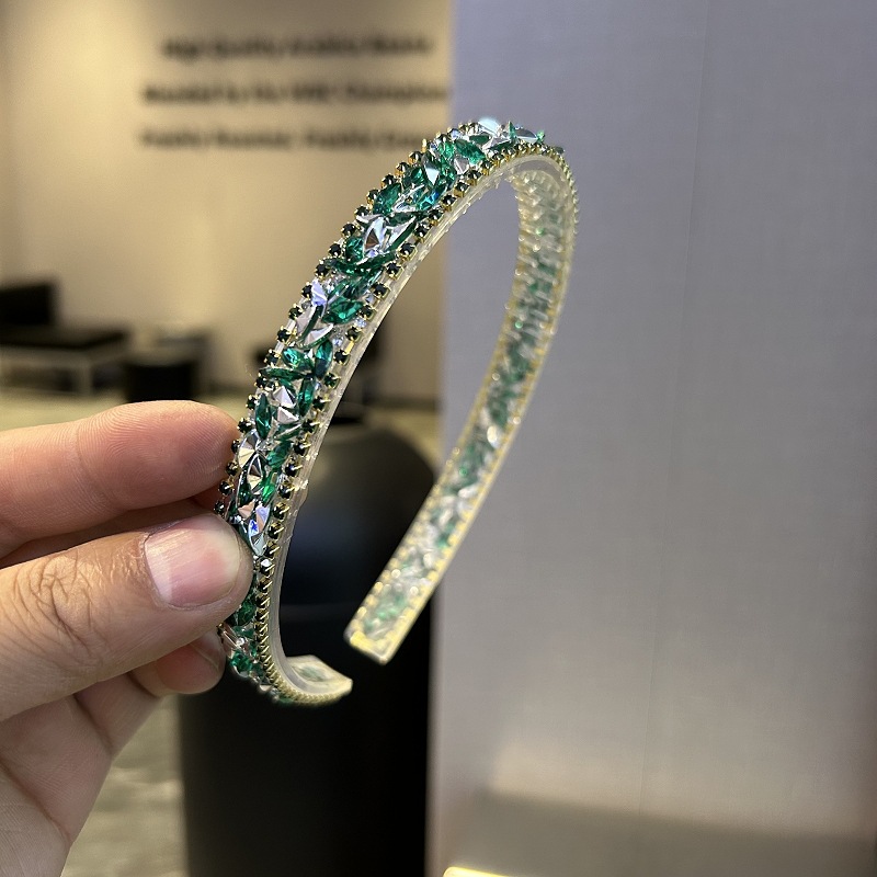 120g Weight Hair Band Hair Accessories Type 1 Piece Quantity Holiday, Daily Occasion Crystal Material Geometric Pattern All Seasons Season Women's Gender Vintage Style, Simple Style Style Vintage Style Simple Style Women's Geometric Crystal Hair Band 22