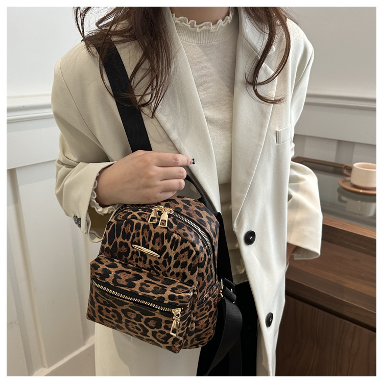 487g Weight Polyester Lining Material Sewing Thread Fashion Element Zipper Closure Type Double Shoulder Straps, Top Handle Strap Type Casual, Daily, Shopping Occasion Pu Leather Material Women's Backpack Backpack Leopard Pattern All Seasons Season Women's Gender Classic Style Style Shell Shape Leopard Casual Daily Shopping Women's Backpack 4