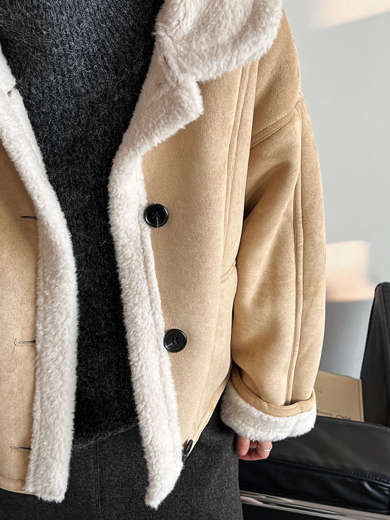 404B22C8-7A64-448D-9965-669961