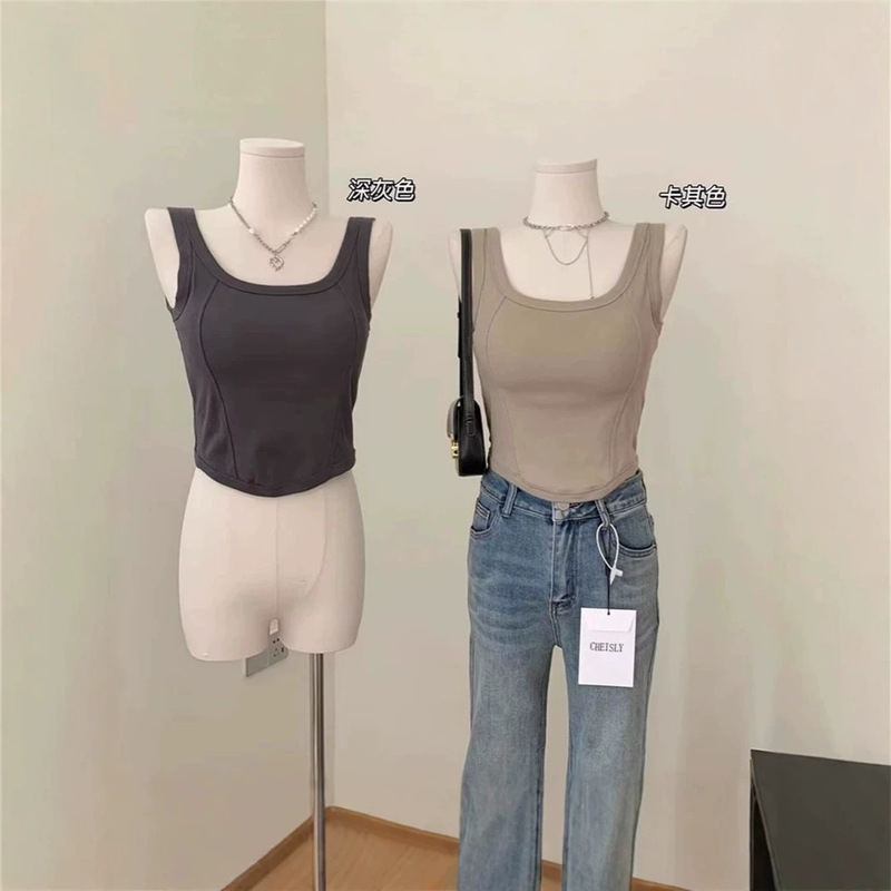 American-Style Workwear Camisole for Women, Summer Outerwear with Chest Pads, Sporty Sweet and Cool Style, Sleeveless Top That Covers Side Breasts, Trendy American-Style Workwear Camisole for Women, Summer Outerwear with Chest Pads, Sporty Sweet and Cool Style, Sleeveless Top That Covers Side Breasts, Trendy