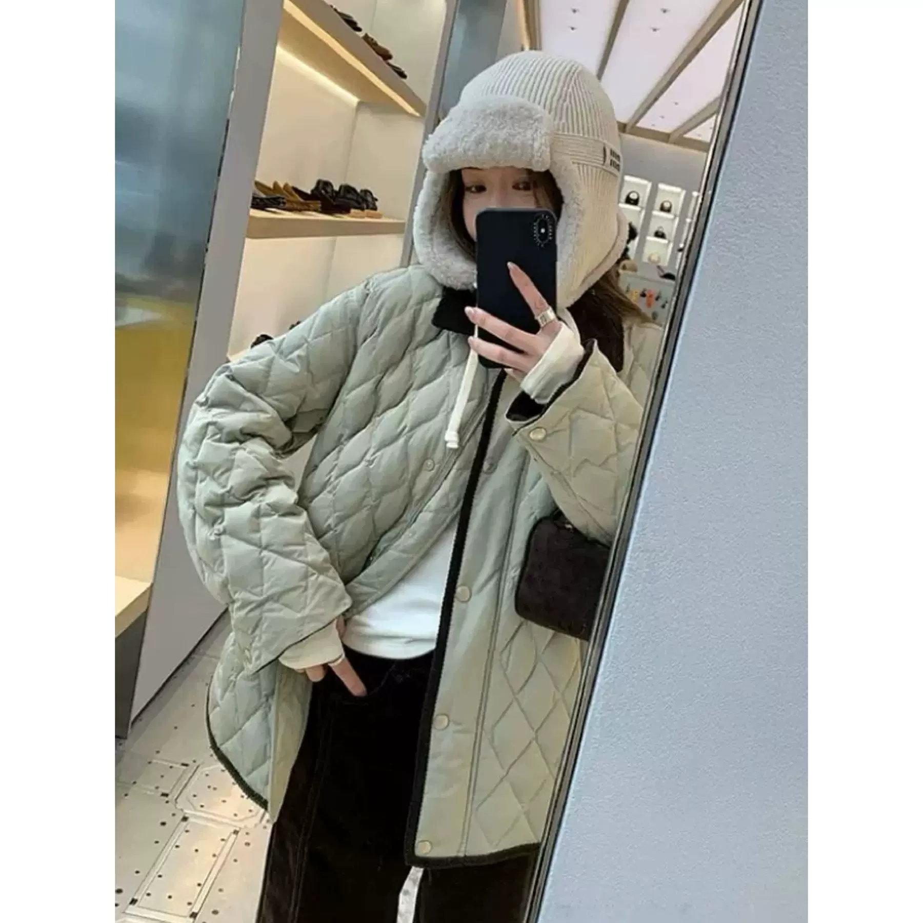 四媛 轻薄莫兰迪撞色90白鸭绒灯芯绒菱格宽松羽绒服保暖外套9404