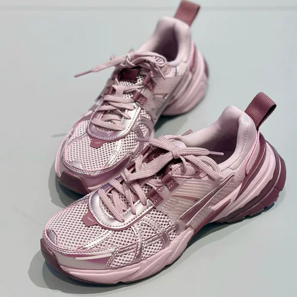 Pure original v2k mist purple dad shoes, spring/summer thick-soled, height-increasing, breathable running shoes, comfortable for couples, suitable for everyday wear, shopping, and casual outings
