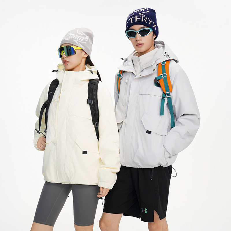 Couple's 3-in-1 Jacket: Water-Resistant, Windproof, with Fleece Lining, Autumn/Winter Outdoor Dopamine Hiking Coat Couple's 3-in-1 Jacket: Water-Resistant, Windproof, with Fleece Lining, Autumn/Winter Outdoor Dopamine Hiking Coat