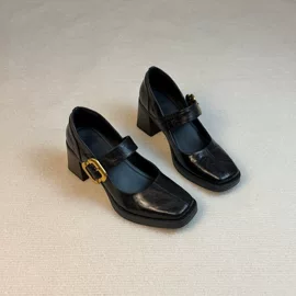 女式时装单鞋;乐福鞋;女式皮靴