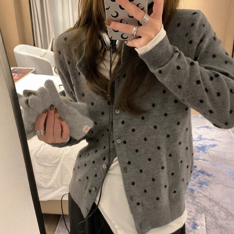 Gray Polka Dot Knit Cardigan for Women, Autumn 2026 New Style, Layered Design, Niche Style, Slimming Long-Sleeve Inner Top Gray Polka Dot Knit Cardigan for Women, Autumn 2026 New Style, Layered Design, Niche Style, Slimming Long-Sleeve Inner Top