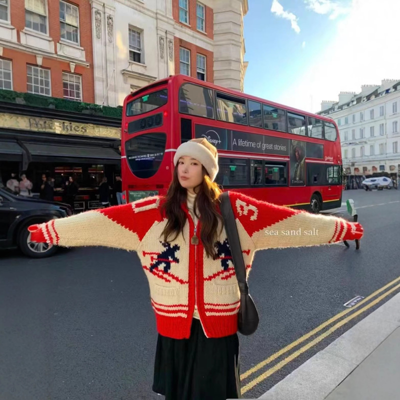 Korean Urbanic30 Autumn and Winter New Christmas and New Year Elk Knitted Sweater Cardigan Lazy Zipper Jacket for Women Korean Urbanic30 Autumn and Winter New Christmas and New Year Elk Knitted Sweater Cardigan Lazy Zipper Jacket for Women