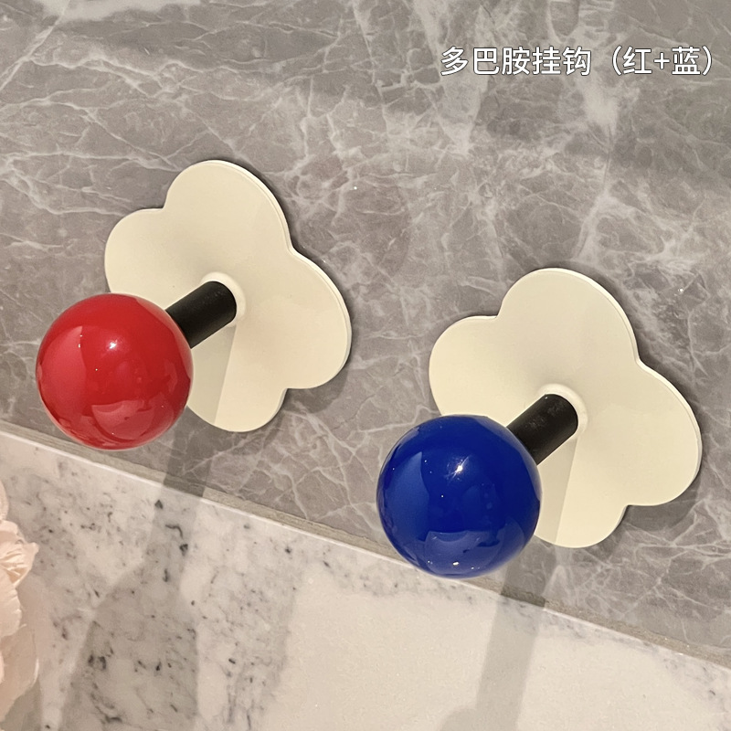 2 ganchos de flores (rojo y azul)