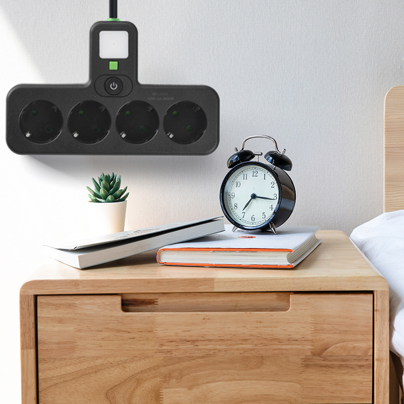 Transfronterizos de estilo europeo estándar europeo con cable flexible con enchufe 1 a 3 a 4 a 5 conector multi-jack adaptador USB