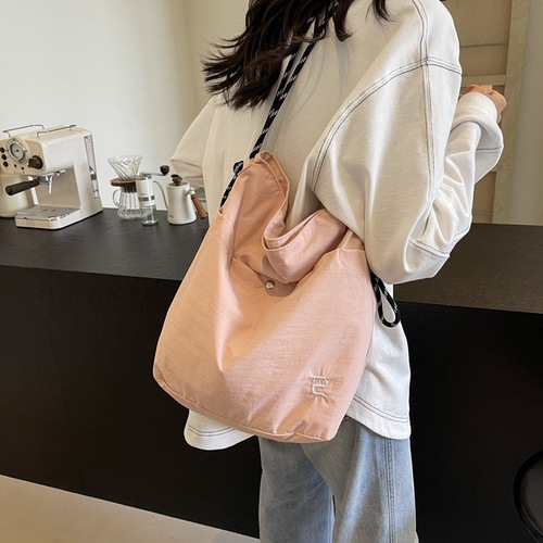 Minimalist Texture Nylon Crossbody Bag for Women Students, Suitable for Class, Commuting, Office, Travel tote bag, Unique Casual Backpack