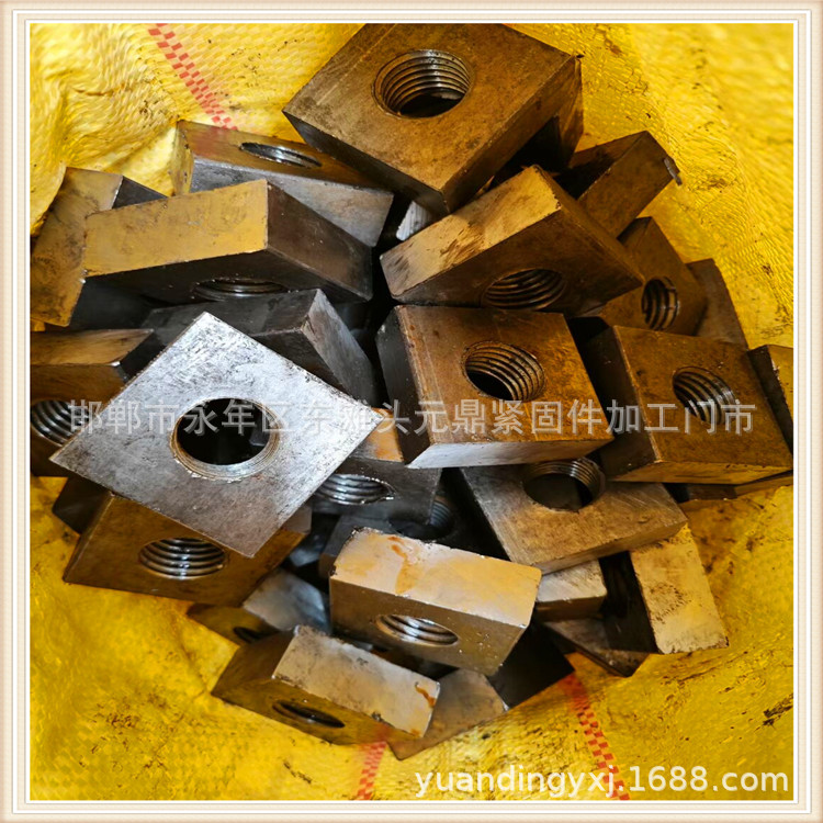 供应四方螺母 方型螺母 方管套螺帽 圆螺母 八角螺母非标异型螺母