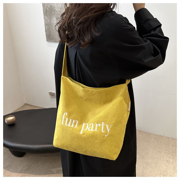 Simple hand-held corduroy large-capacity daily casual work single-shoulder bag, niche tote bag, fashionable canvas bag undefined