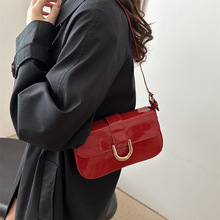 ��Ƥ����Ů��С���߼��Џ͹ŕr�а���Ů�R���ͨ�ڰٴ�μ�б���