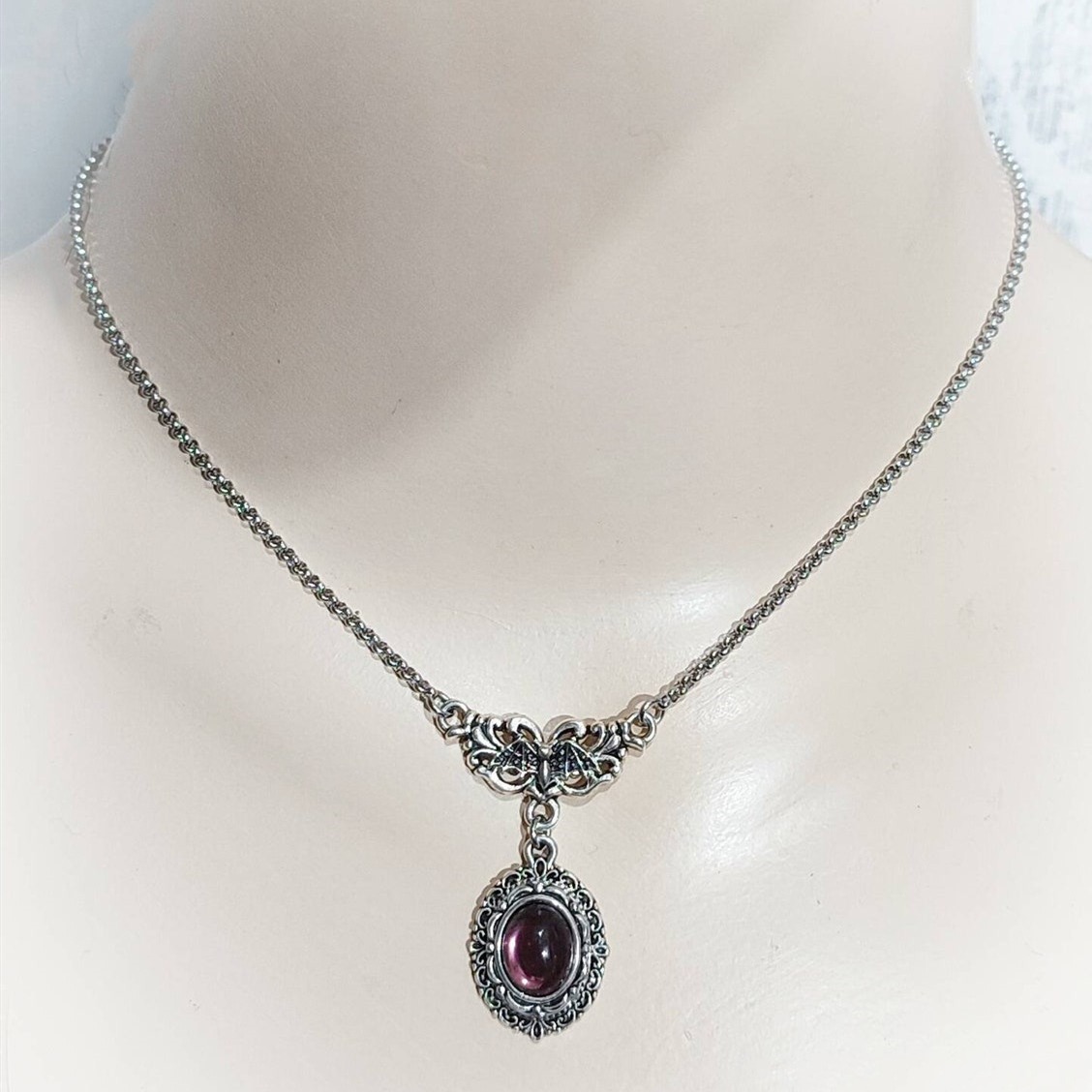 Victorian Gothic Vampire Bat Necklace With Purple Crystal Pendant_voghion.com