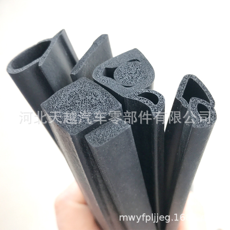 D型发泡橡胶条三元乙丙发泡D型密封条机械机柜门窗填缝发泡胶条