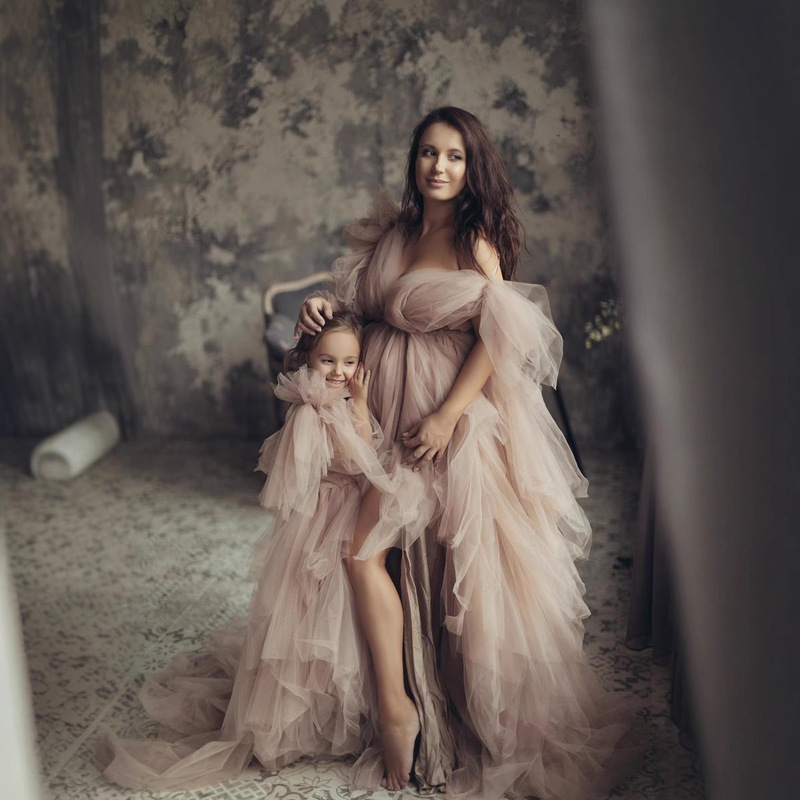 2025 European and American Foreign Trade Pregnant Women Parent-Child Beautiful Wedding Dress Photo Studio Photo Dress Amazon Morning Gown Mesh