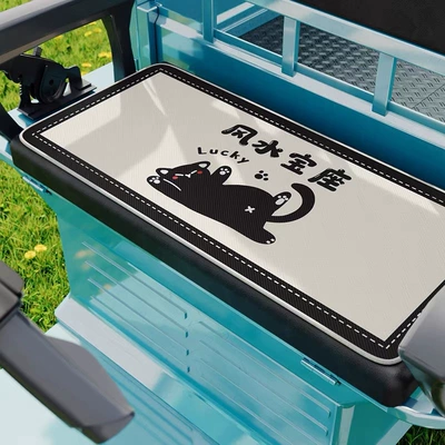 Silk Universal Seat Cushion Yadi, Avtomobil döşəmə paspasları